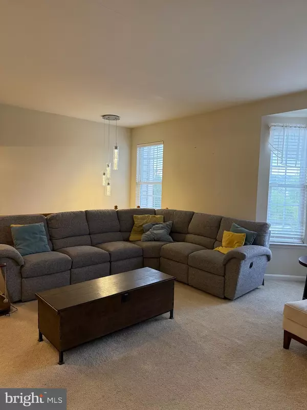 Manassas, VA 20109,9090 BREWER CREEK PL