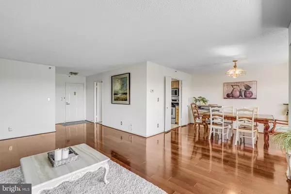 Arlington, VA 22209,1600 N OAK ST #1521