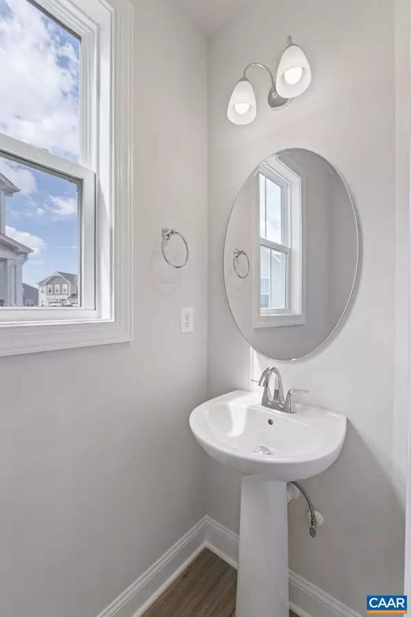 Zion Crossroads, VA 22942,385 BAYBERRY LN