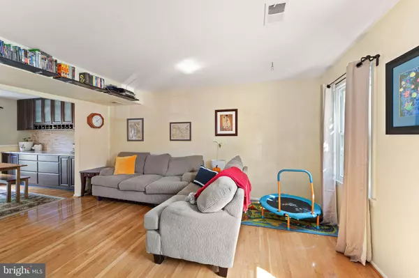 Springfield, VA 22153,7719 DURER CT