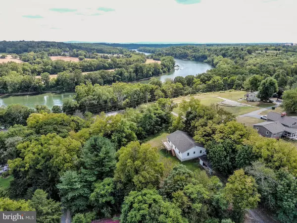 62 STEHLEY LN, Falling Waters, WV 25419