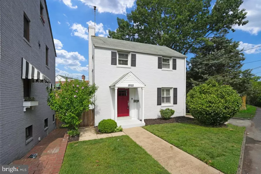 5522 BLAIR RD NE, Washington, DC 20011