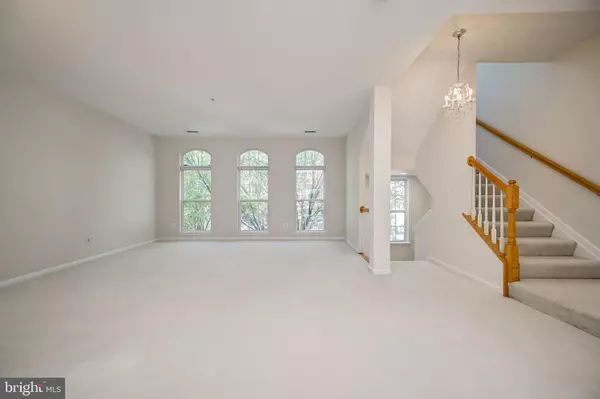 Gaithersburg, MD 20878,310B CROSS GREEN ST.