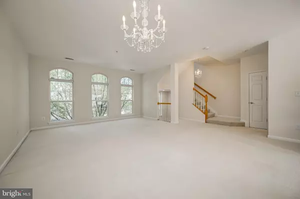 Gaithersburg, MD 20878,310B CROSS GREEN ST.