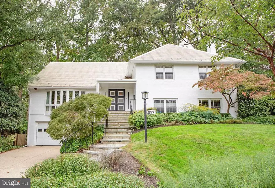 2824 ELLICOTT ST NW, Washington, DC 20008