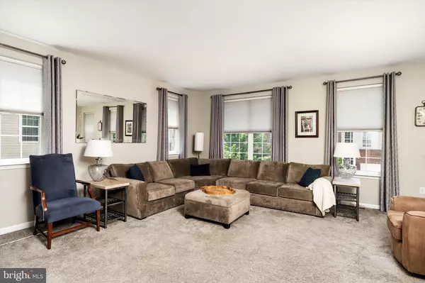 Burlington, NJ 08016,41 CREEKSIDE WAY