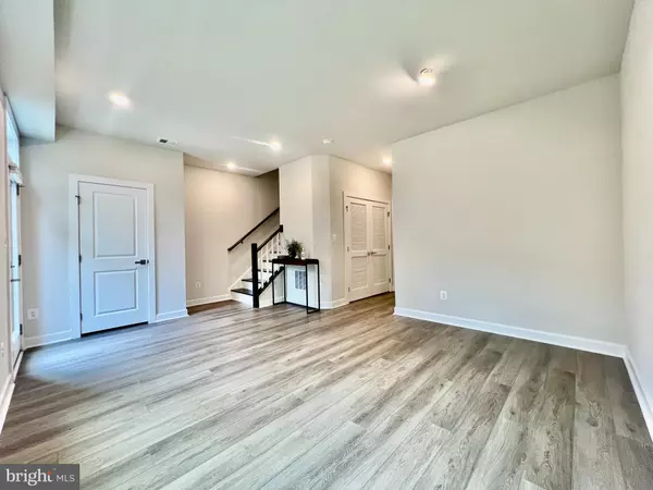 Herndon, VA 20171,2339 WATER PROMENADE AVE