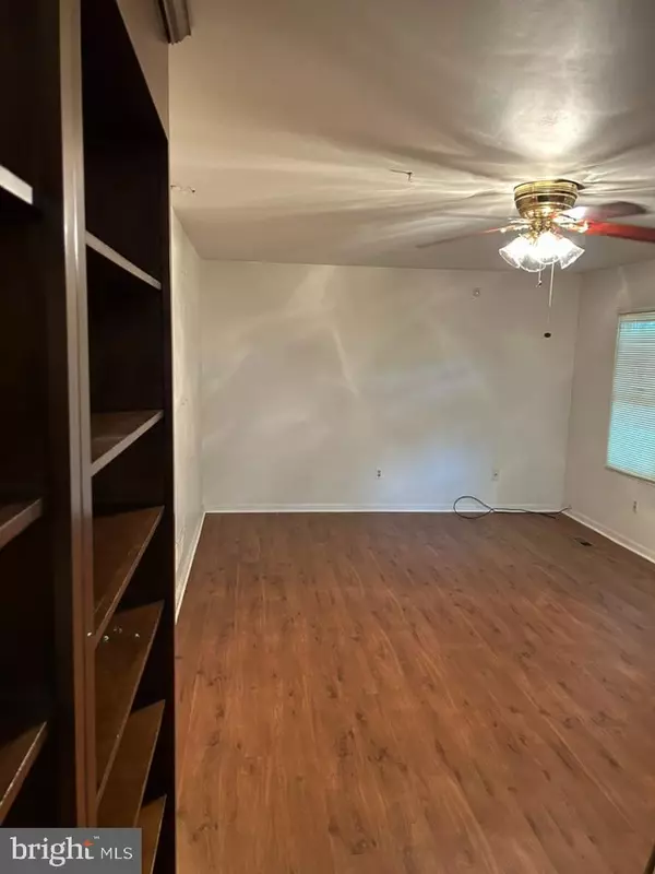 Catonsville, MD 21228,6906 W UPPER MILLS