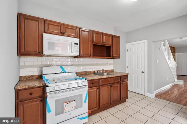 Philadelphia, PA 19134,832 E WESTMORELAND ST