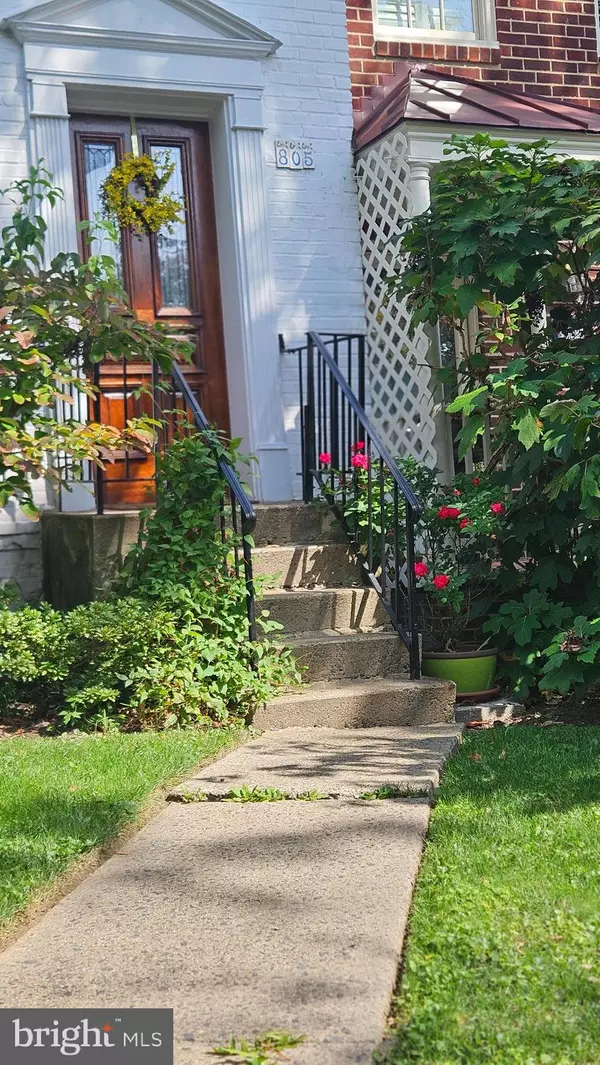 Alexandria, VA 22314,805 GREEN ST