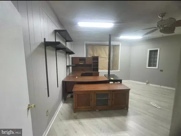 Blackwood, NJ 08012,1235 N BLACK HORSE PIKE