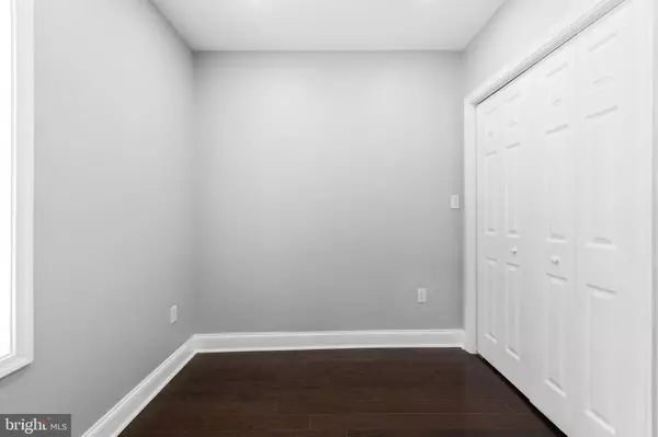 Washington, DC 20032,313 PARKLAND PL SE #2