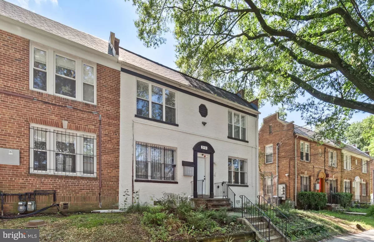 Washington, DC 20032,313 PARKLAND PL SE #2