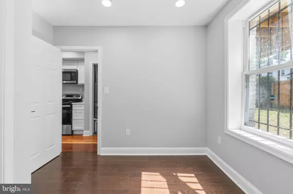 Washington, DC 20032,313 PARKLAND PL SE #2