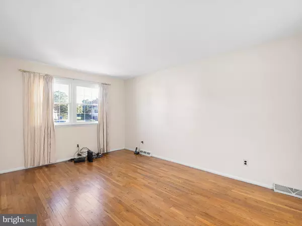 Wilmington, DE 19808,9 CIRO CT