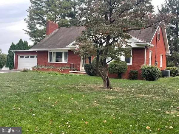 1510 POPLAR ST, Lebanon, PA 17042