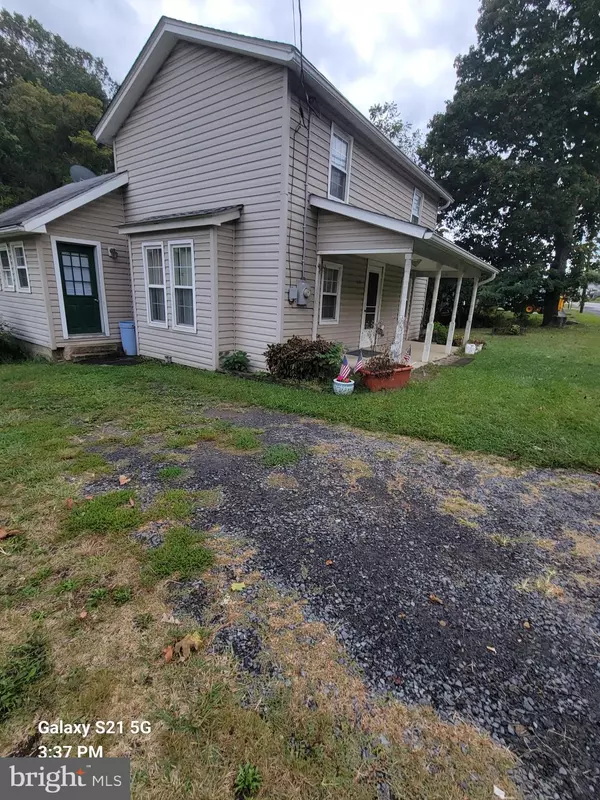 Augusta, WV 26704,16385 NORTHWESTERN PIKE