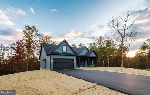 Hedgesville, WV 25427,116 MAYAPPLE CT