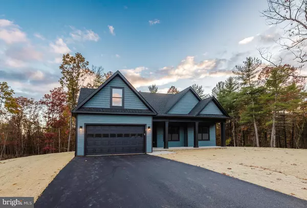 Hedgesville, WV 25427,116 MAYAPPLE CT