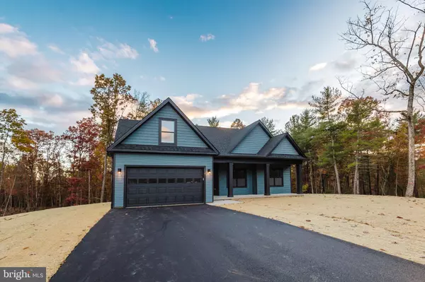 Hedgesville, WV 25427,116 MAYAPPLE CT