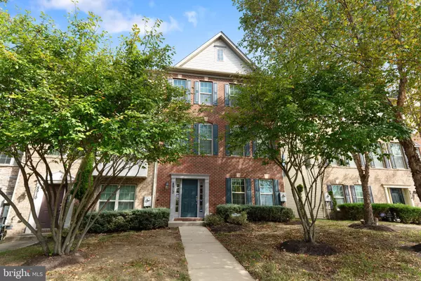 8912 TOWER PL, Lanham, MD 20706