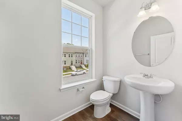 Damascus, MD 20872,10182 KINGS GROVE WAY