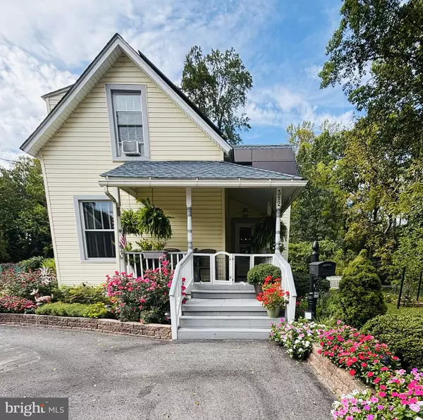 312 WALLACE AVE, Lindenwold, NJ 08021