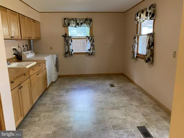 College Park, MD 20740,5116 IROQUOIS ST