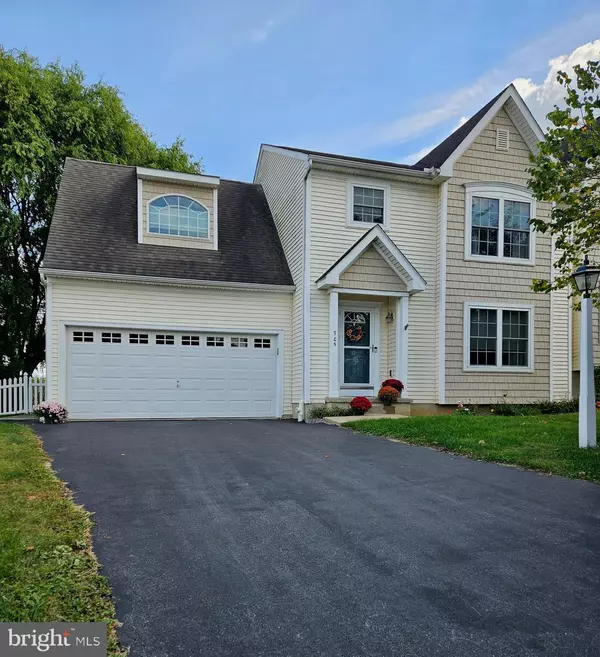 705 DANBURY DR, Red Lion, PA 17356