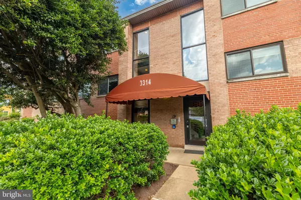 Alexandria, VA 22302,3314 S 28TH ST S #203