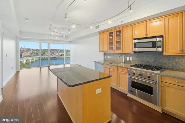 Arlington, VA 22209,1111 19TH ST N #1901