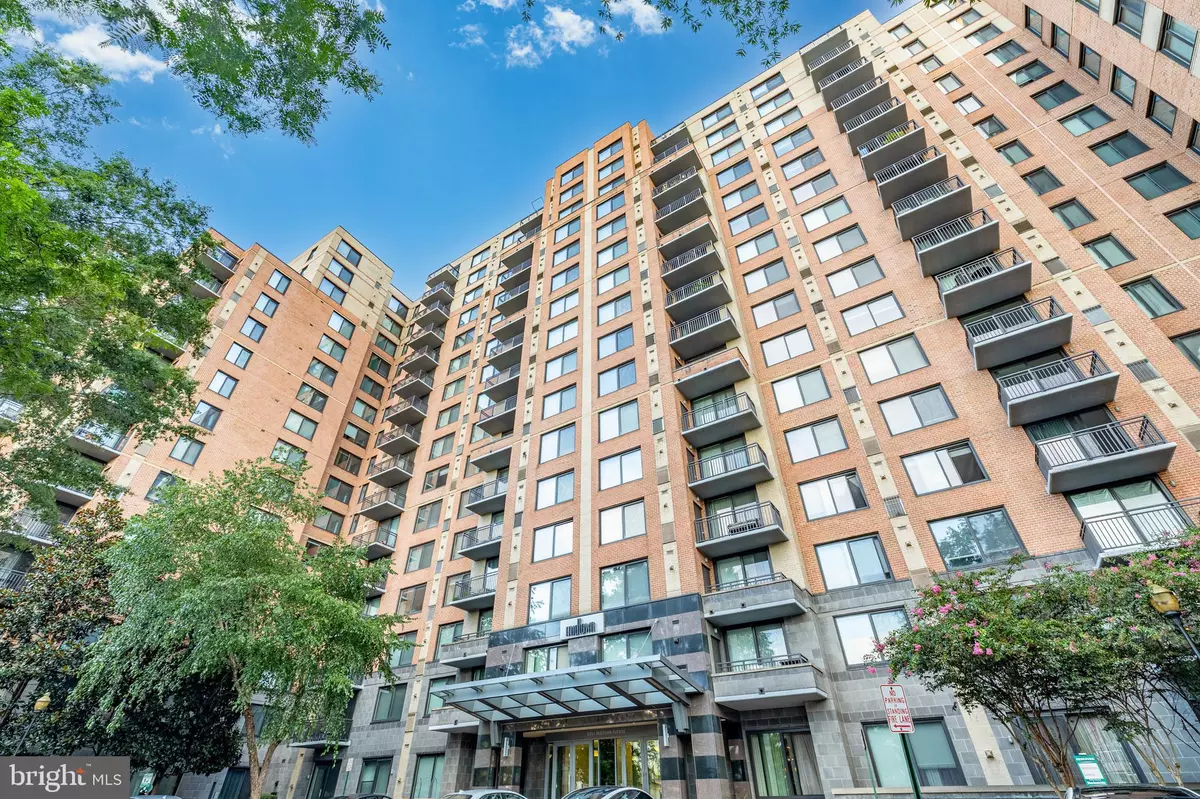 Alexandria, VA 22303,2451 MIDTOWN AVE #714