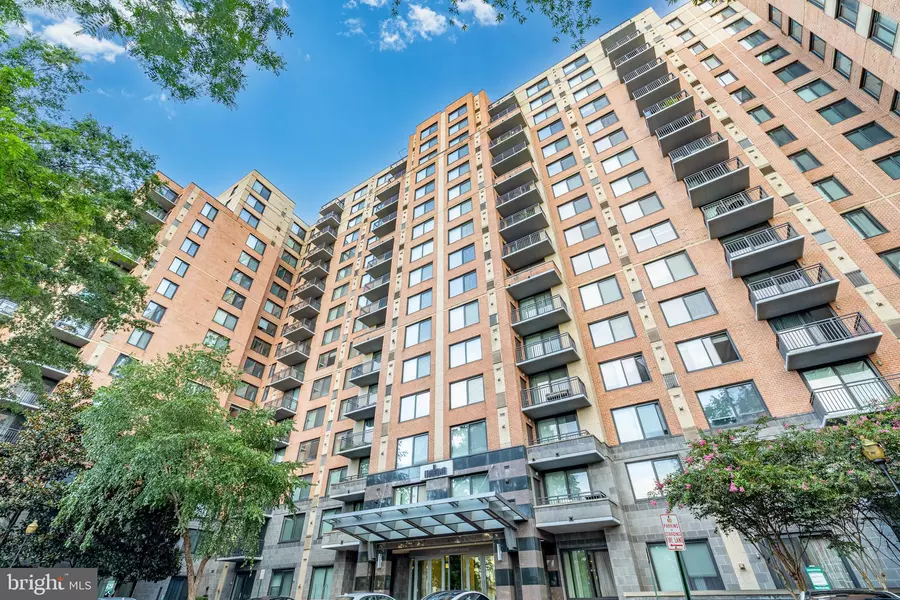 2451 MIDTOWN AVE #714, Alexandria, VA 22303