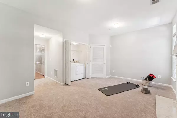 Alexandria, VA 22306,2928 HUNTINGTON SQ