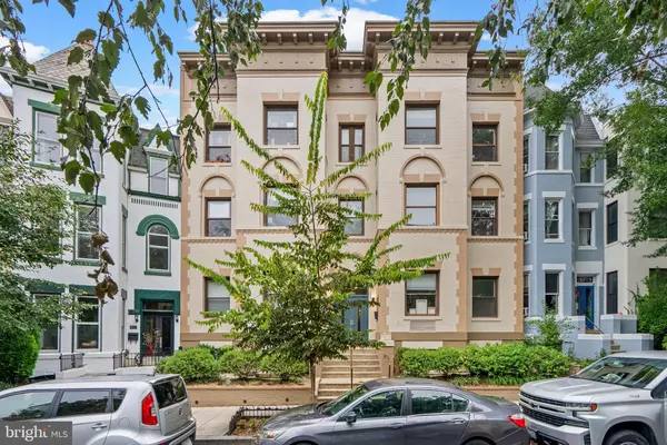 Washington, DC 20009,1843 MINTWOOD PL NW #204