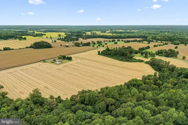 Hague, VA 22469,4516 OLDHAMS RD