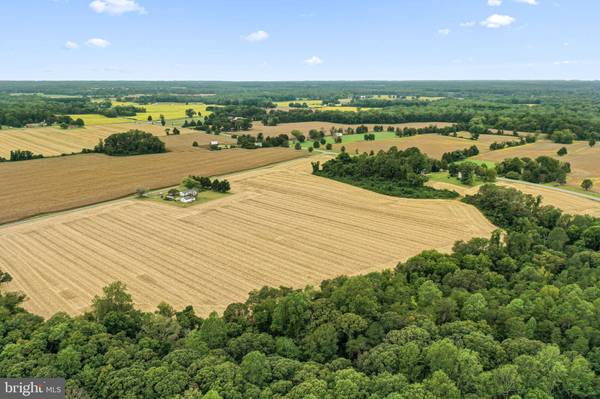 Hague, VA 22469,4516 OLDHAMS RD