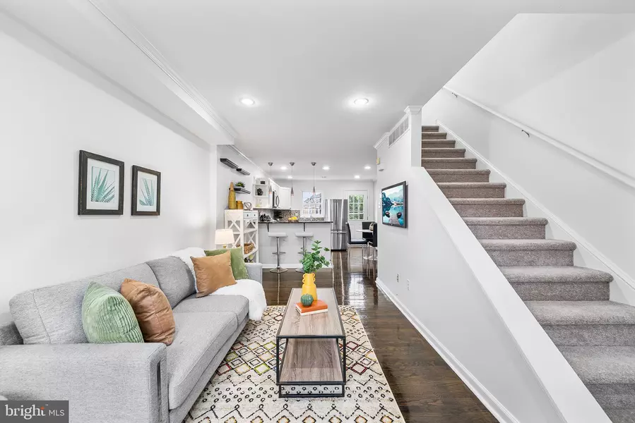 5202 RIDGE AVE, Philadelphia, PA 19128