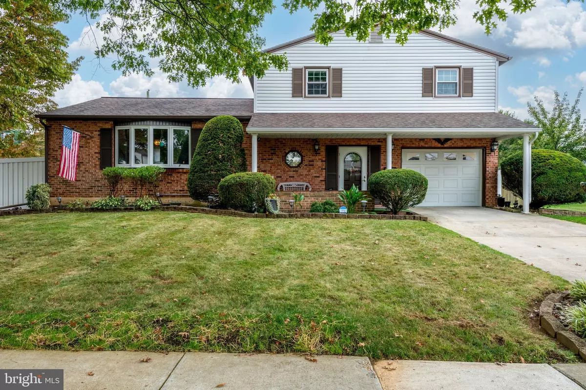 Mechanicsburg, PA 17055,118 VICTORIA DR