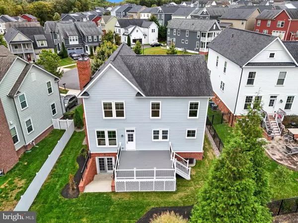 Dumfries, VA 22026,16908 TAKEAWAY LN