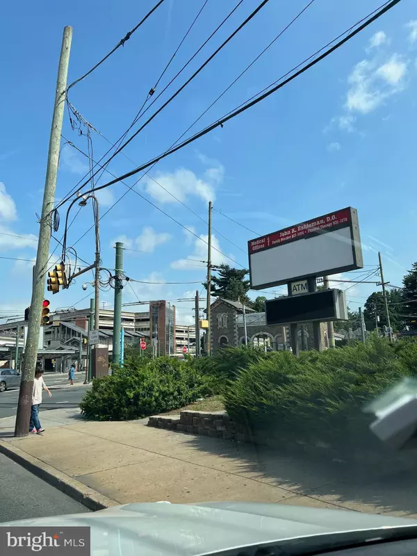 Philadelphia, PA 19124,5301-17 FRANKFORD