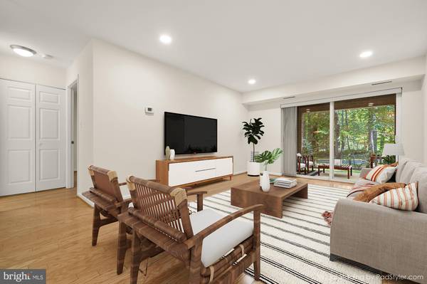 Burke, VA 22015,5932 COVE LANDING RD #101