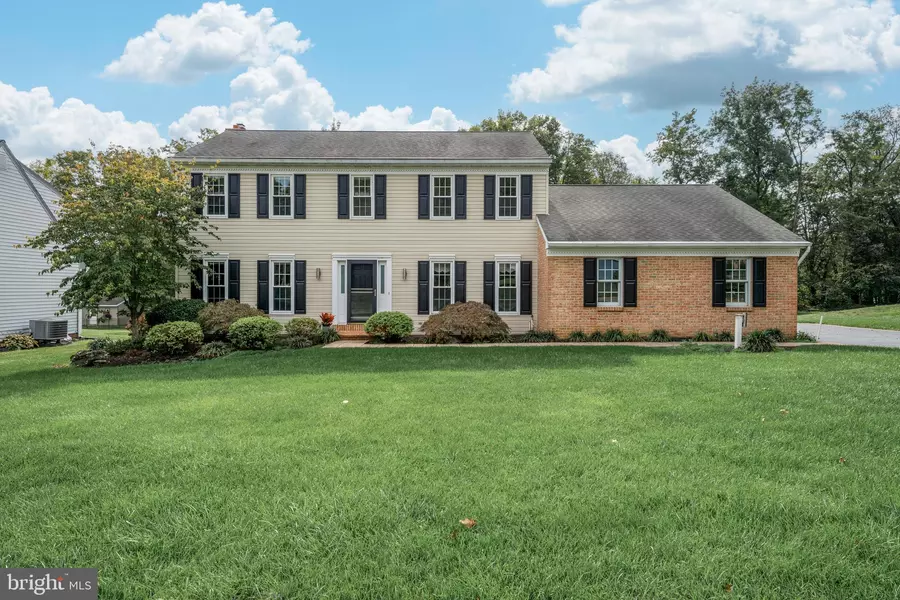 136 STONEWYCK DR, Lancaster, PA 17603