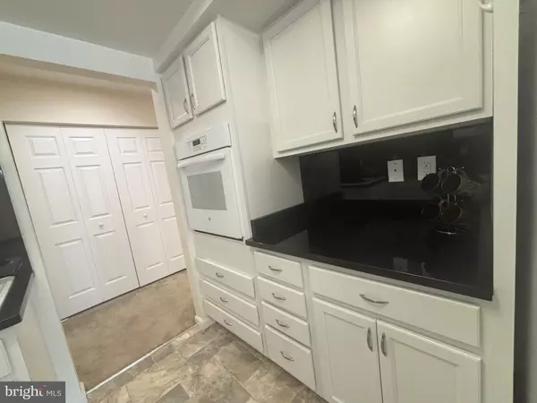 Silver Spring, MD 20906,3622 GLENEAGLES DR #9-2C