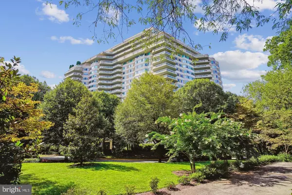 Chevy Chase, MD 20815,5600 WISCONSIN AVE #1-201