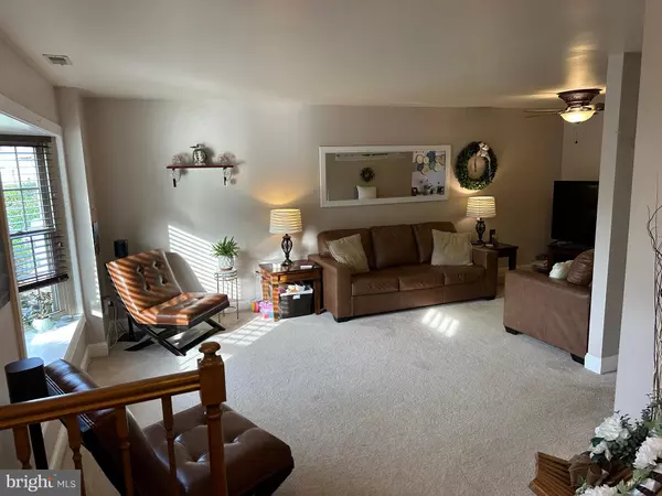 Pottstown, PA 19464,735 OAKTREE CT