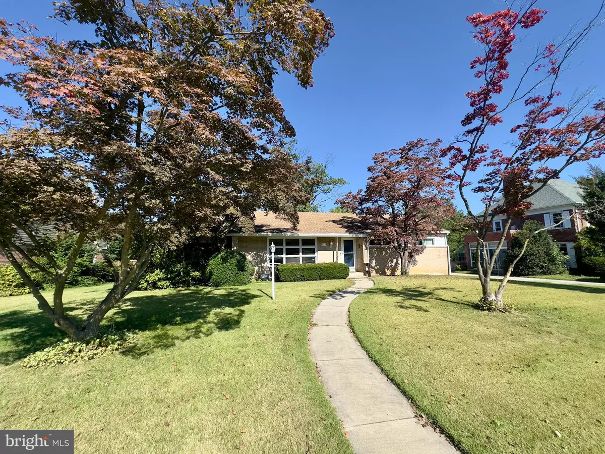 York, PA 17403,633 COUNTRY CLUB RD