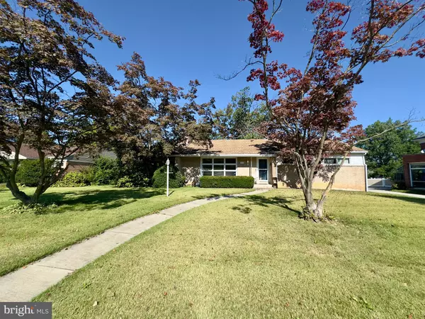 York, PA 17403,633 COUNTRY CLUB RD
