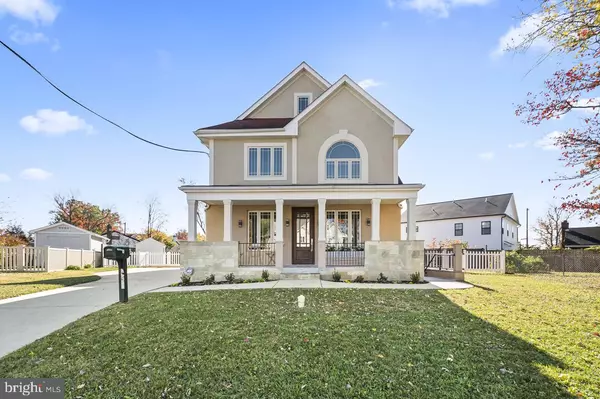 10009 SINNOTT CT, Bethesda, MD 20817