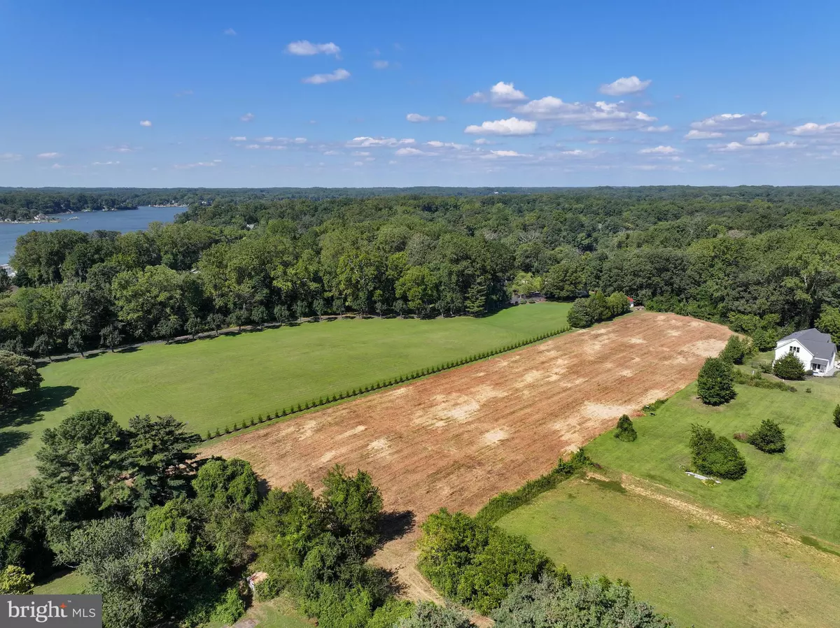 Edgewater, MD 21037,67 WALLACE MANOR RD